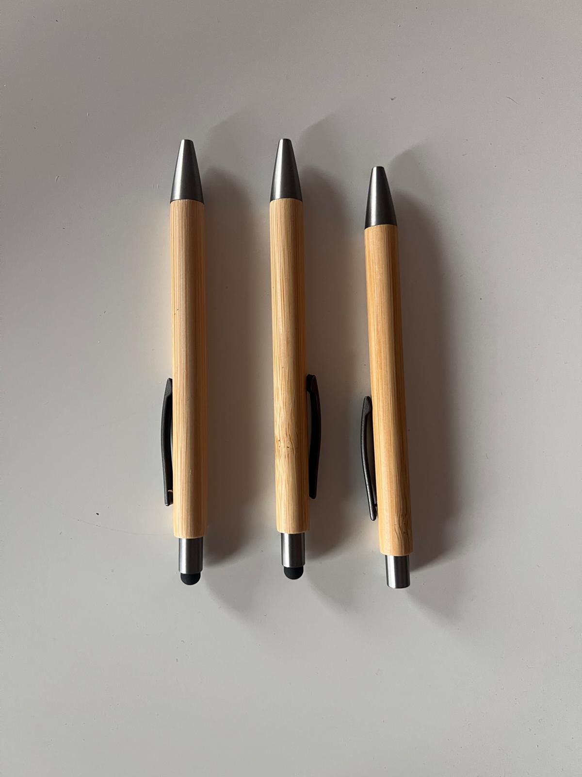Gravierter Kugelschreiber mit Touchpen – Personalisierter Stift für Smartphone & Tablet